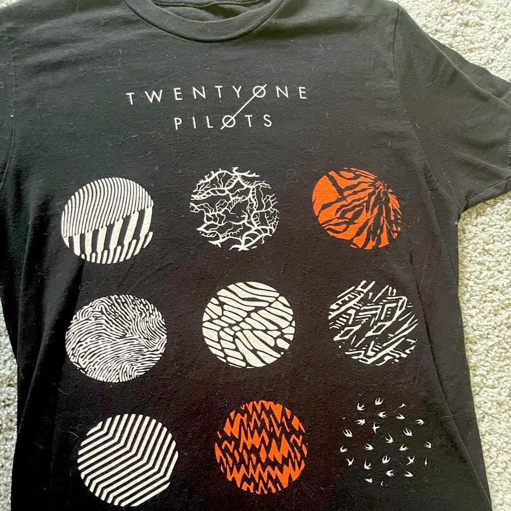 Twenty One Pilots shirt